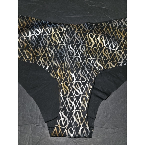 Large‎ Victoria's Secret Cheeky Panty Logo NWT - Picture 1 of 5